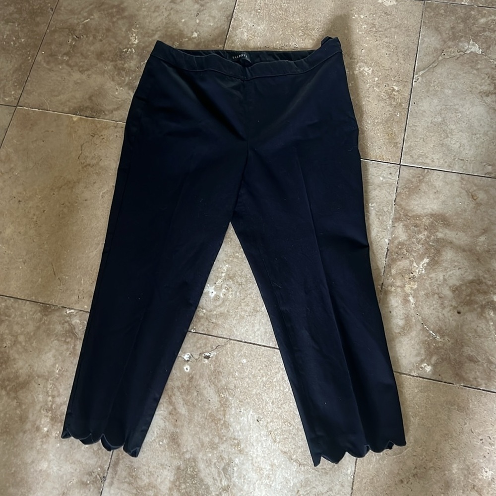 Talbots Chatham ladies crop black pants size 10 excellent condition side zip - Picture 3 of 11